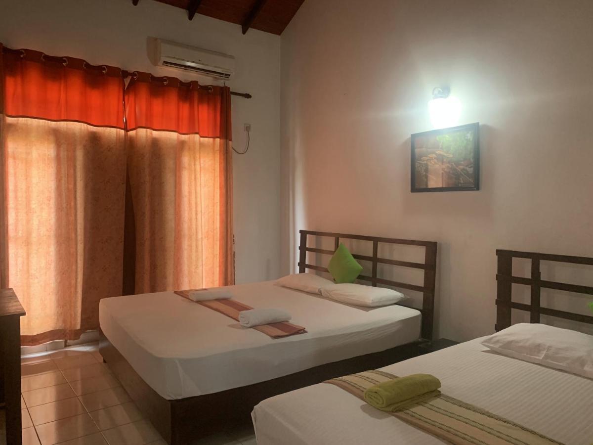 360 Beach Residence Negombo Exteriör bild