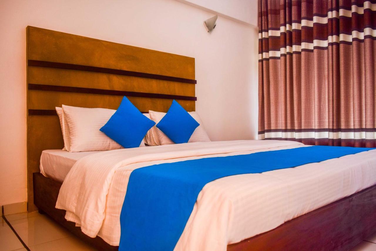 360 Beach Residence Negombo Exteriör bild